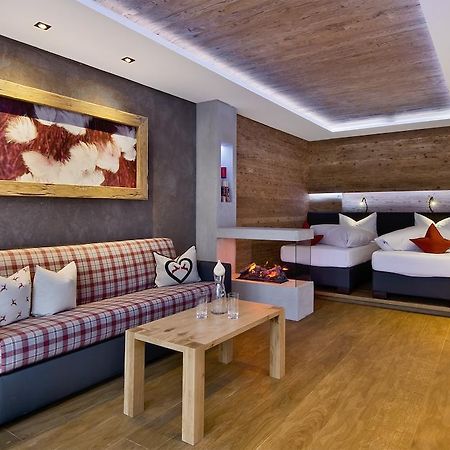 Pete Alpine Boutique Hotel - Klein Und Fein - Private Spa Suiten Und Zimmer Санкт-Антон-ам-Арльберг Номер фото