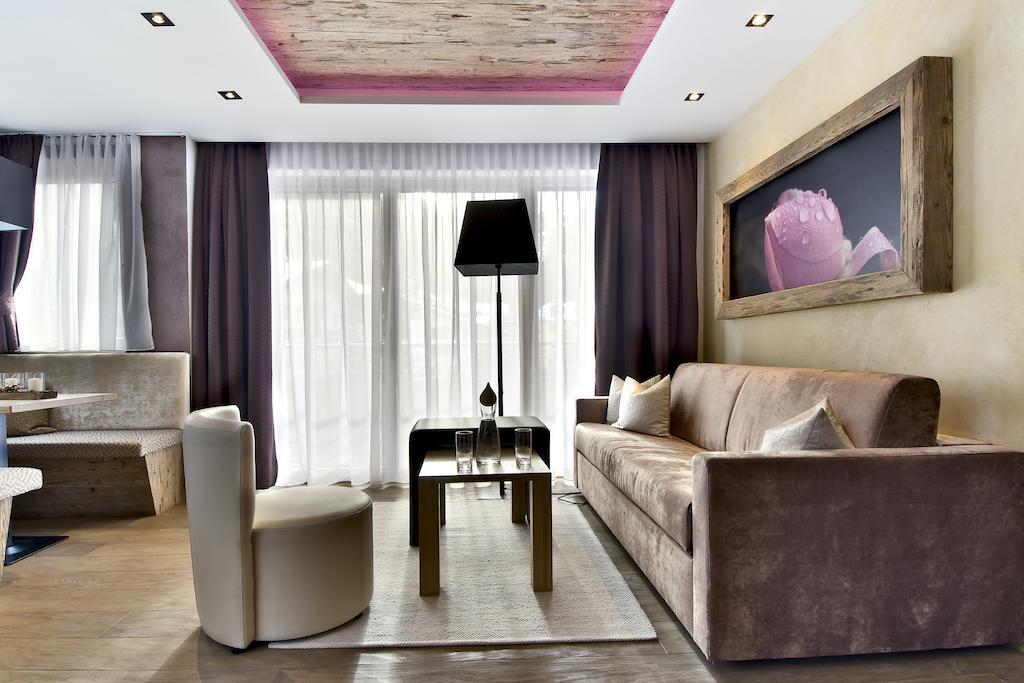 Pete Alpine Boutique Hotel - Klein Und Fein - Private Spa Suiten Und Zimmer Санкт-Антон-ам-Арльберг Номер фото